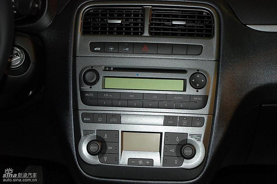 菲亚特Punto朋多内饰