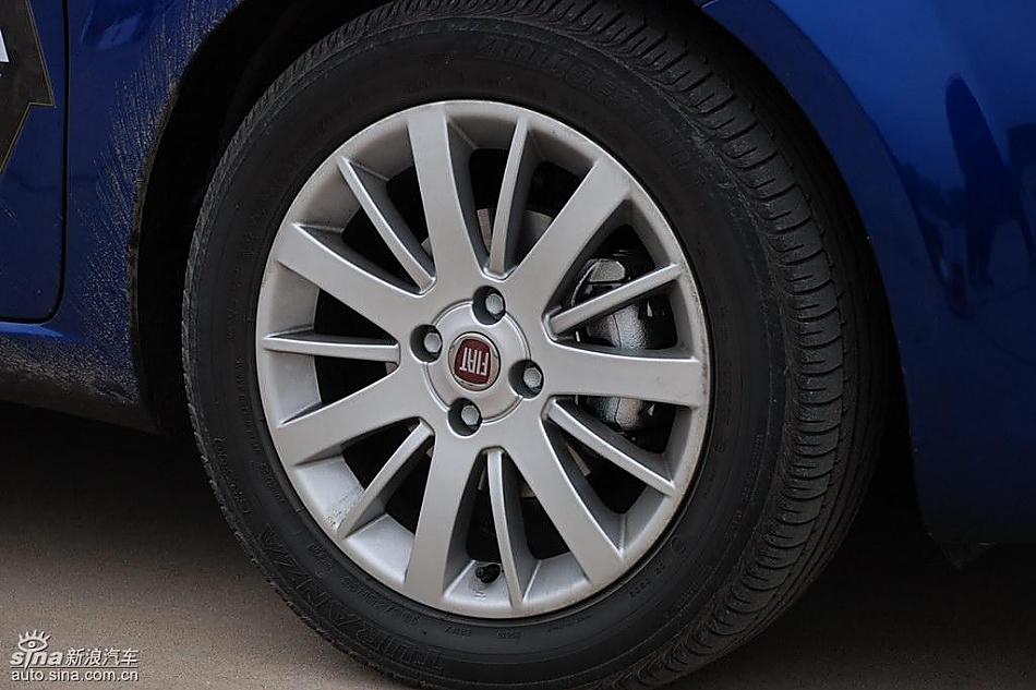 菲亚特Punto朋多外观