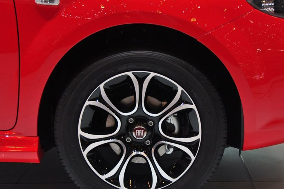 2012款 基本型 细节