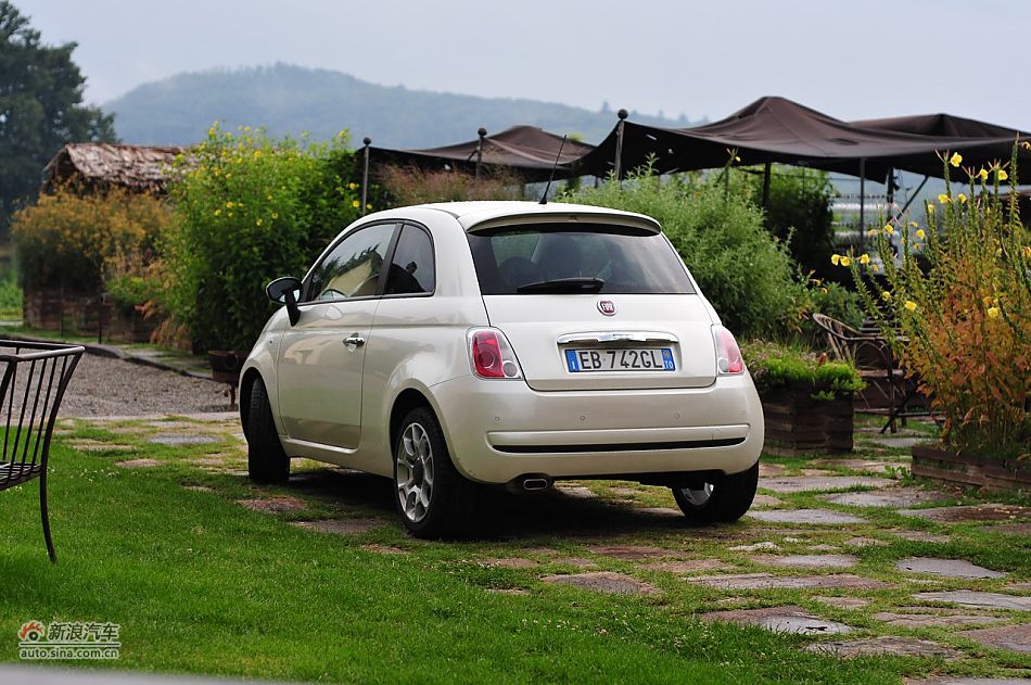 菲亚特500整体外观