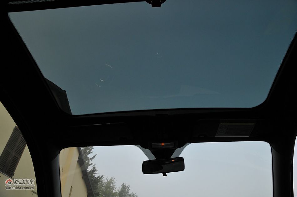 菲亚特500 GUCCI版-内饰配置