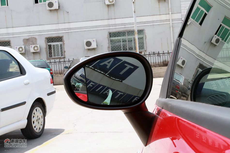 2011款菲亚特500