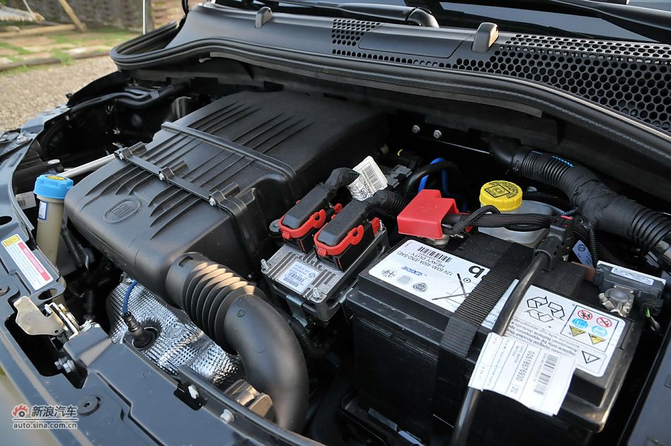 菲亚特500 GUCCI版-发动机