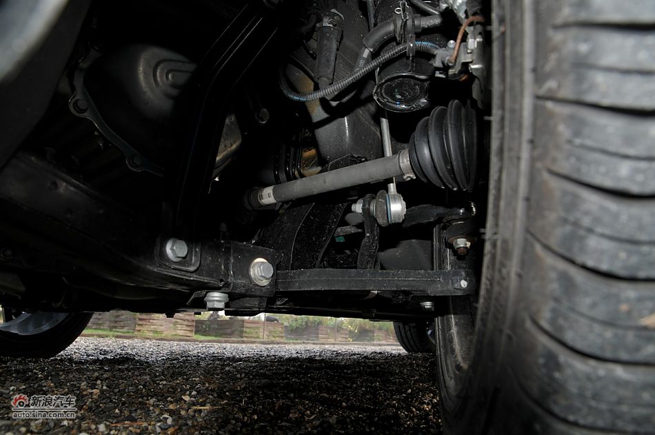 菲亚特500 GUCCI版-悬挂