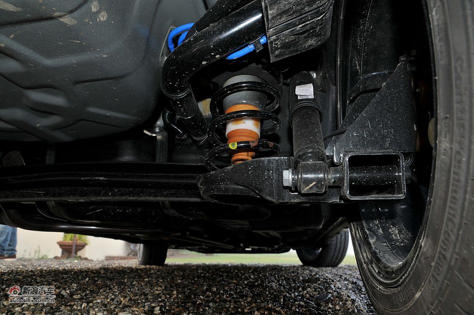 菲亚特500 GUCCI版-悬挂