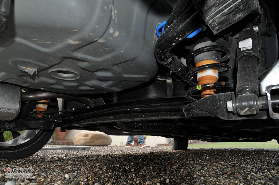 菲亚特500 GUCCI版-悬挂