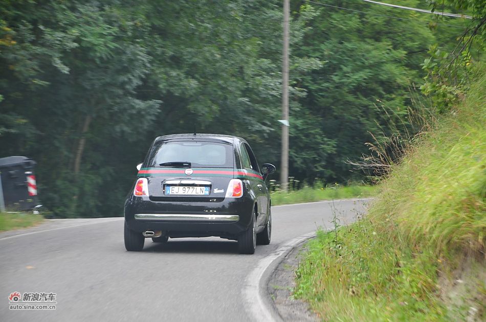 菲亚特500 GUCCI版