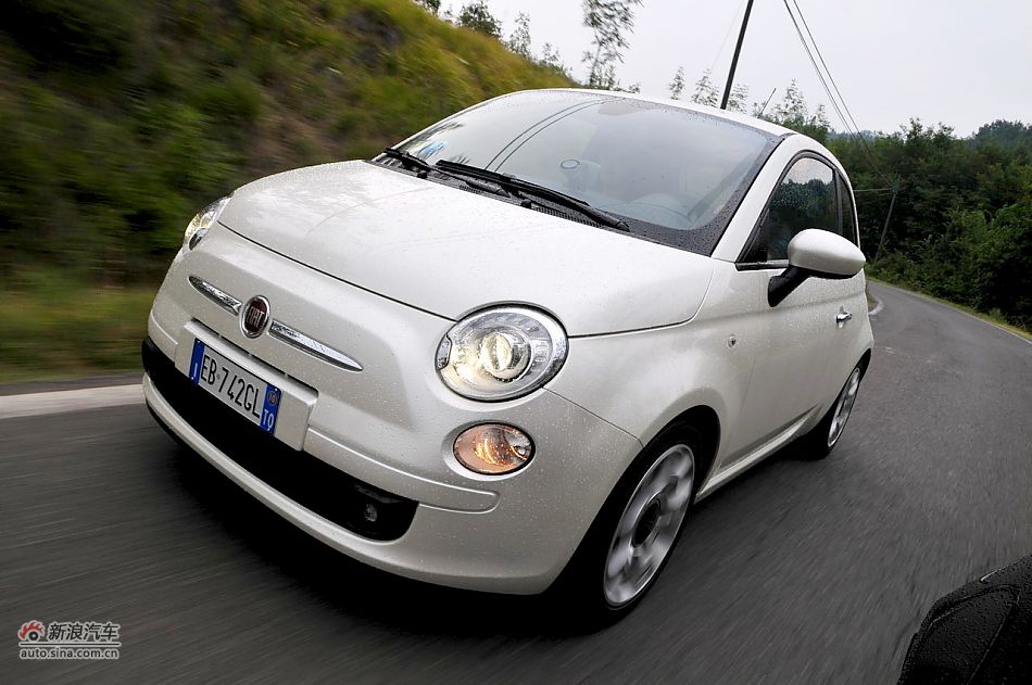 菲亚特500试车动态