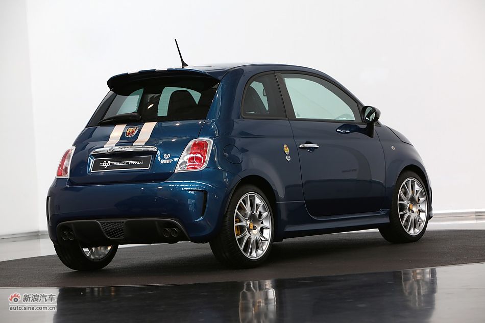 阿巴特 TRIBUTO FERRARI 695