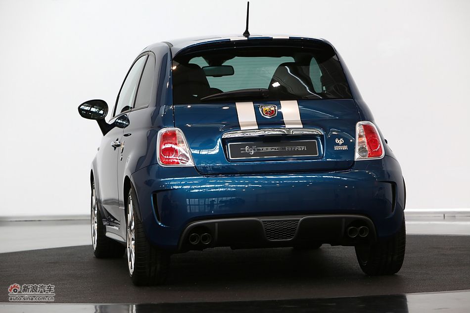 阿巴特 TRIBUTO FERRARI 695