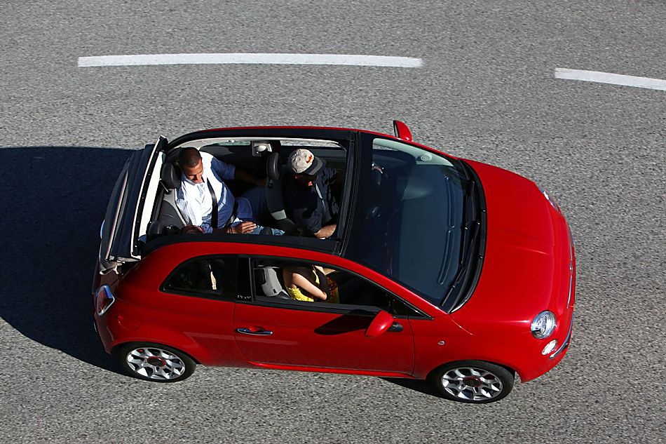 菲亚特500C敞篷车外观图