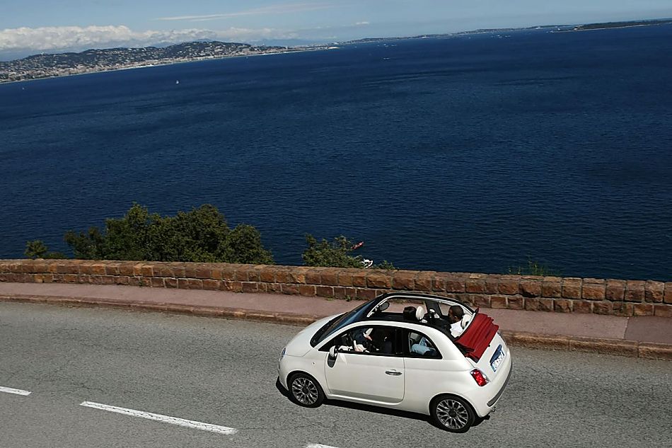 菲亚特500C敞篷车外观图