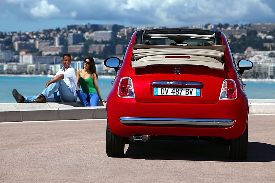 菲亚特500C敞篷车外观图