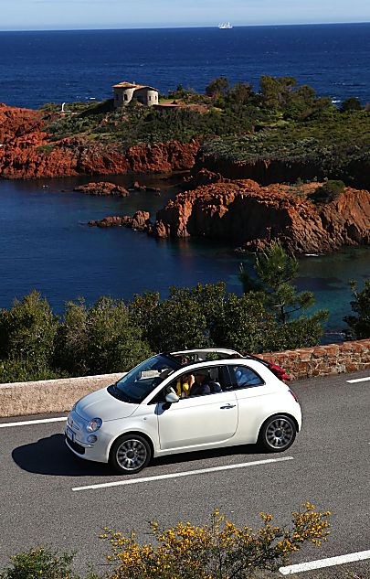 菲亚特500C敞篷车外观图