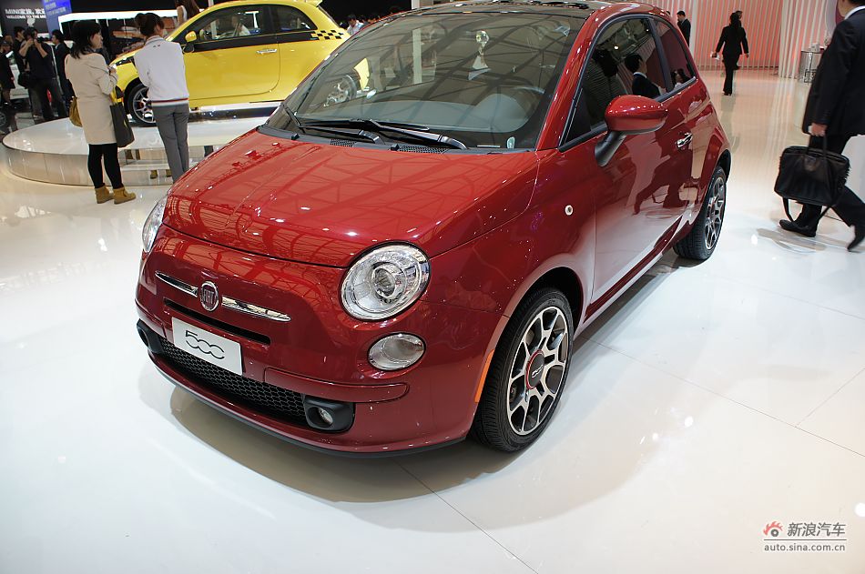 菲亚特500普通版