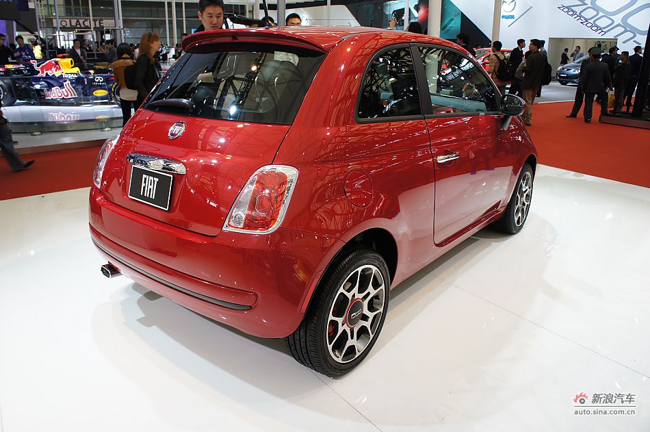 菲亚特500普通版