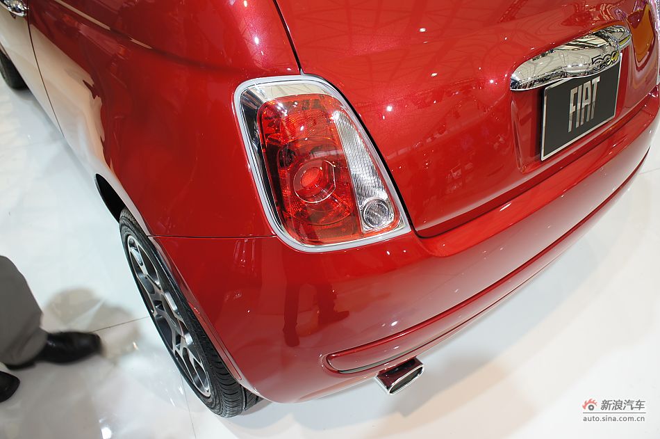 菲亚特500普通版