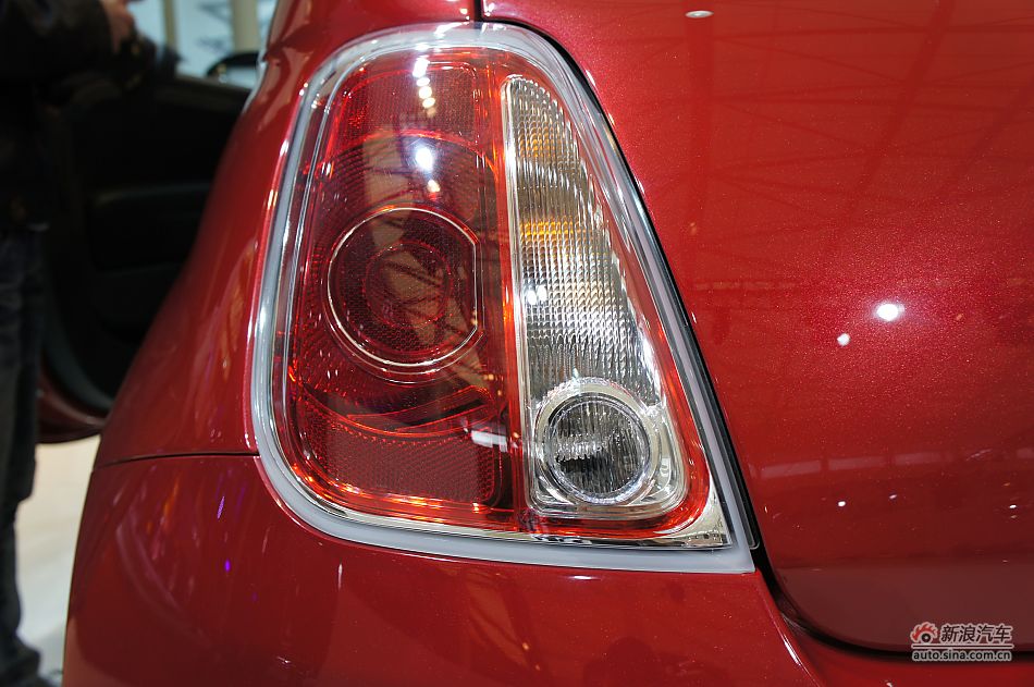 菲亚特500普通版