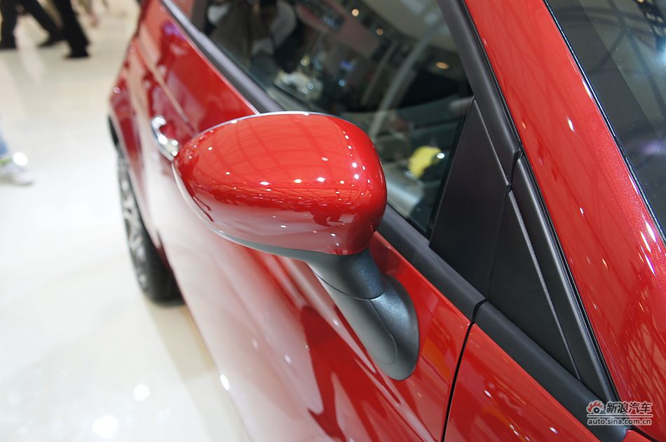 菲亚特500普通版