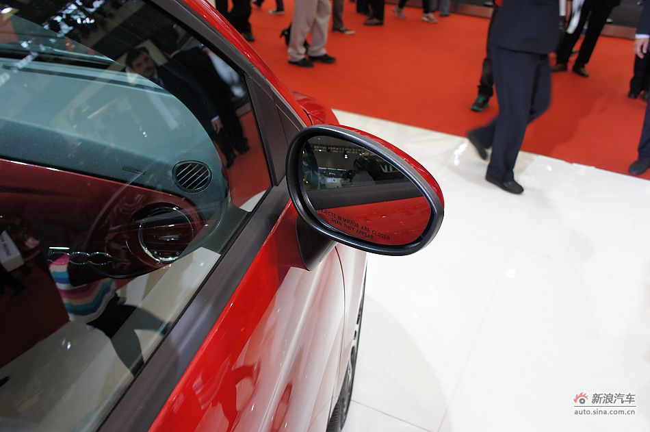 菲亚特500普通版