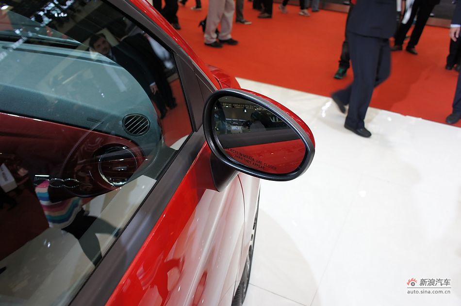 菲亚特500普通版