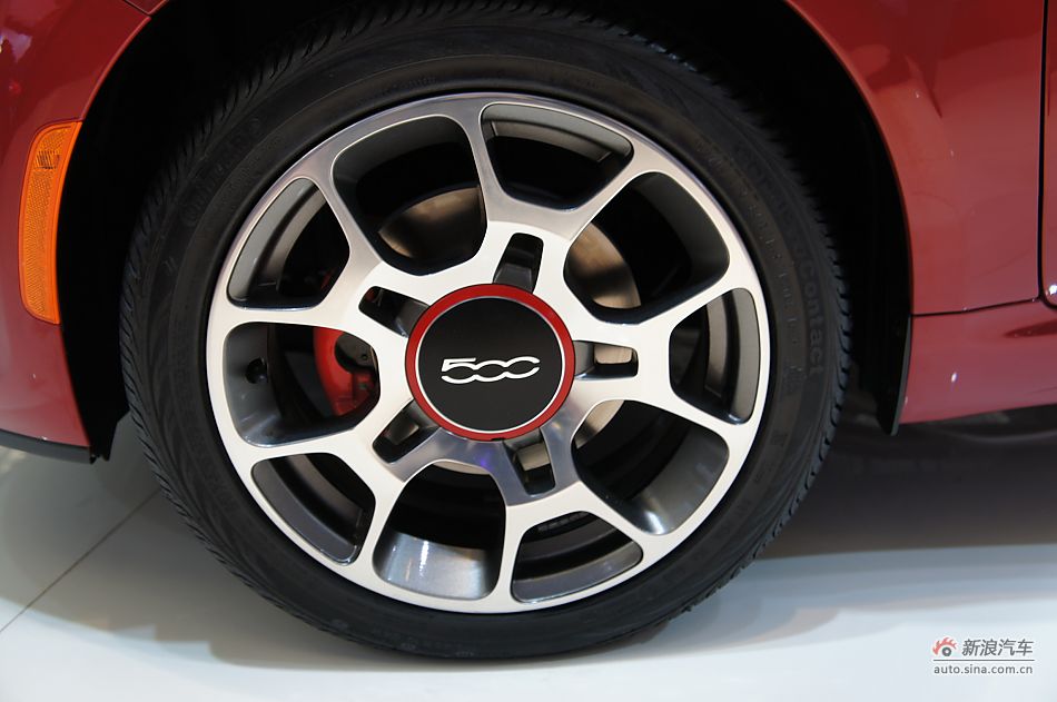 菲亚特500普通版