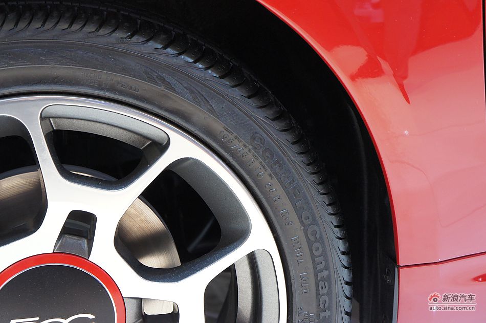 菲亚特500普通版