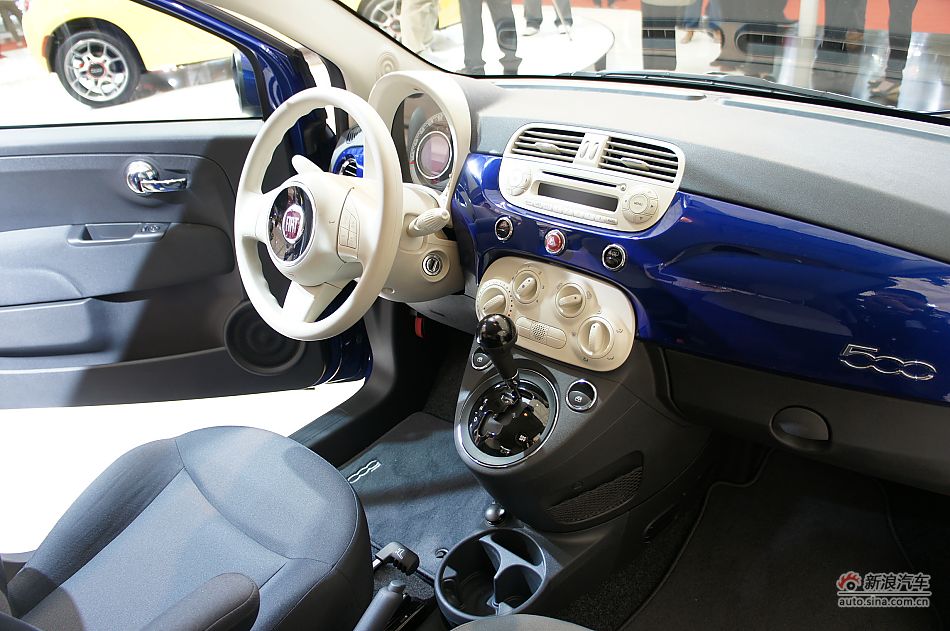 菲亚特500普通版