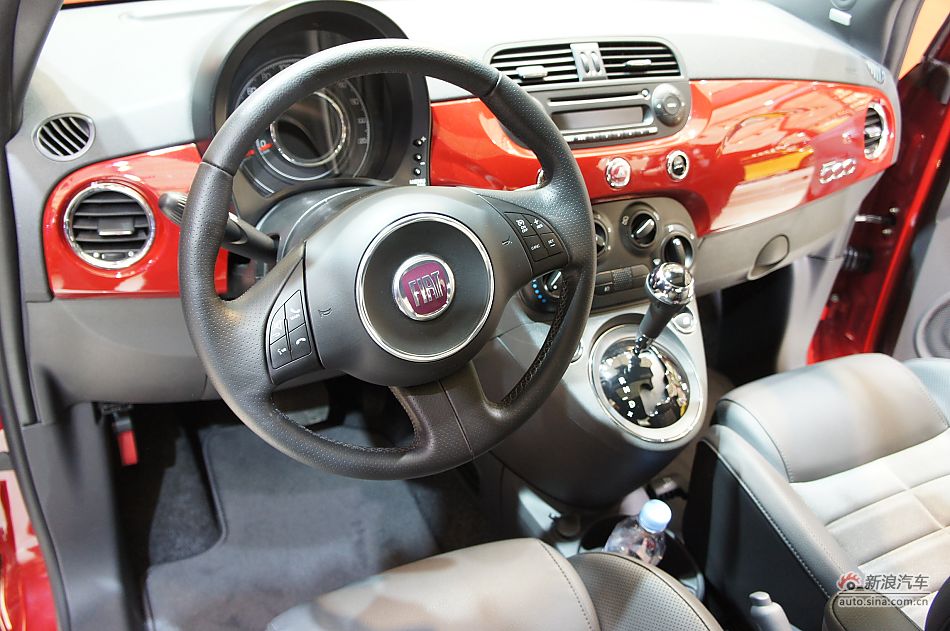 菲亚特500普通版