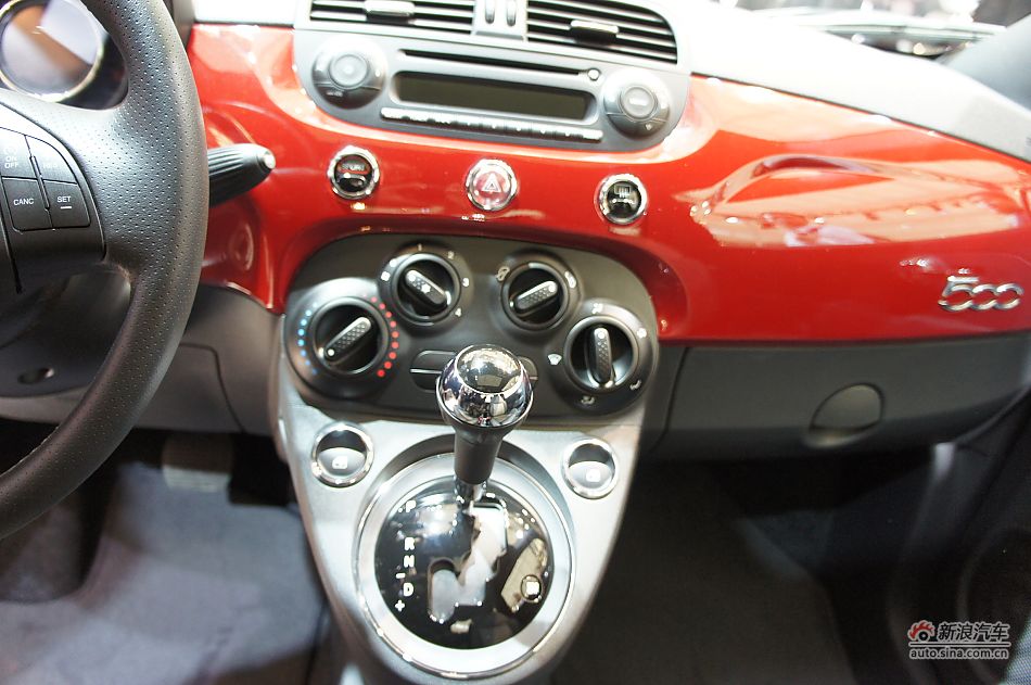 菲亚特500普通版