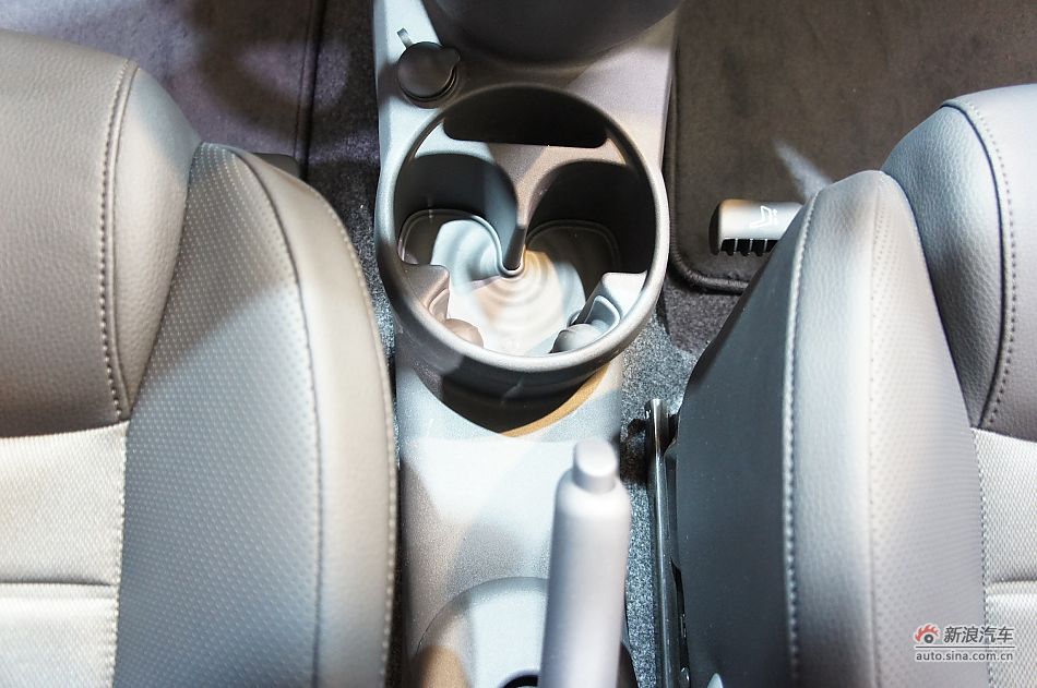 菲亚特500普通版