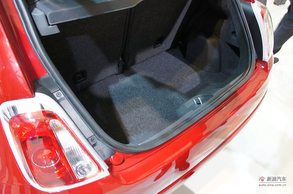 菲亚特500普通版