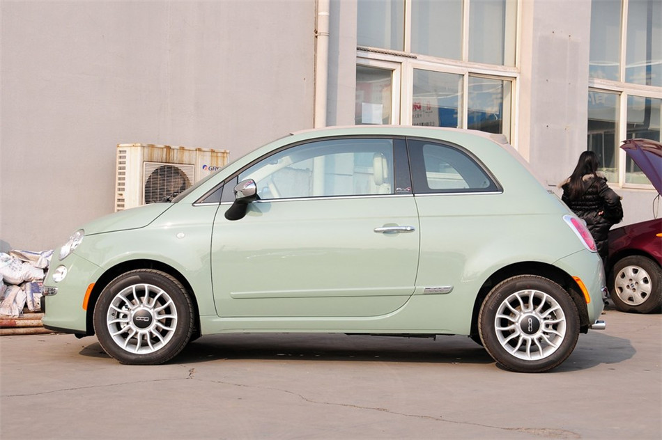 菲亚特500 2012款 1.4L AT 敞篷尊享版 外观