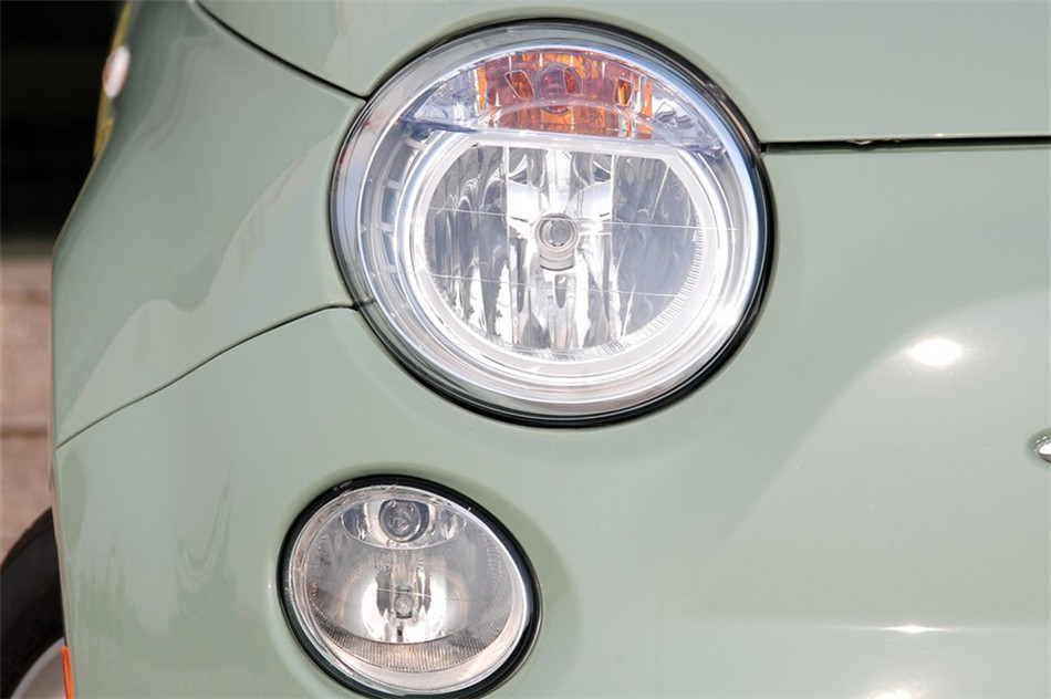 菲亚特500 2012款 1.4L AT 敞篷尊享版 细节