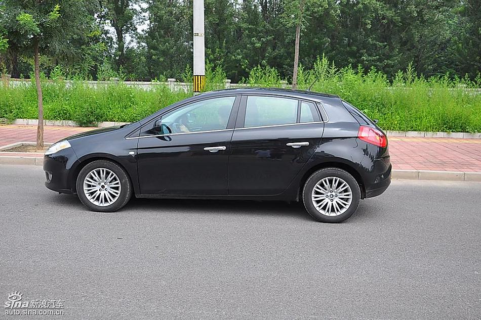 菲亚特Bravo博悦AMT试车实拍图 外观