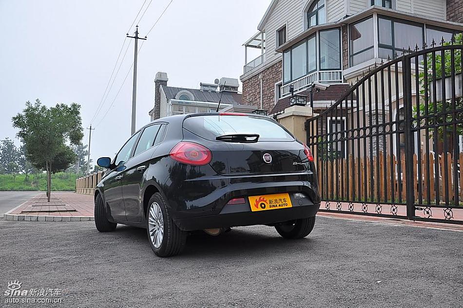 菲亚特Bravo博悦AMT试车实拍图 外观
