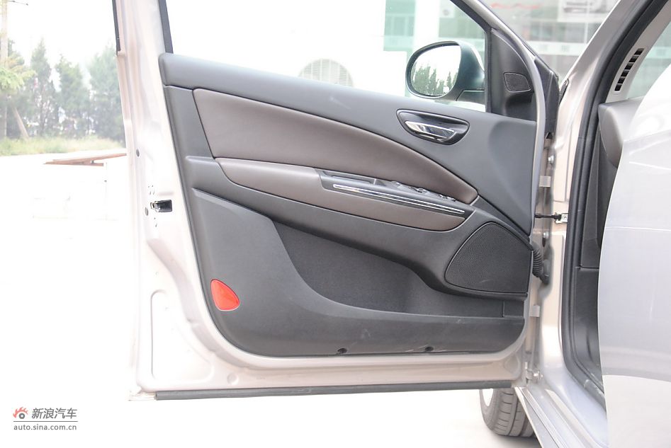 2011款博悦1.4T120马力自动至尊型