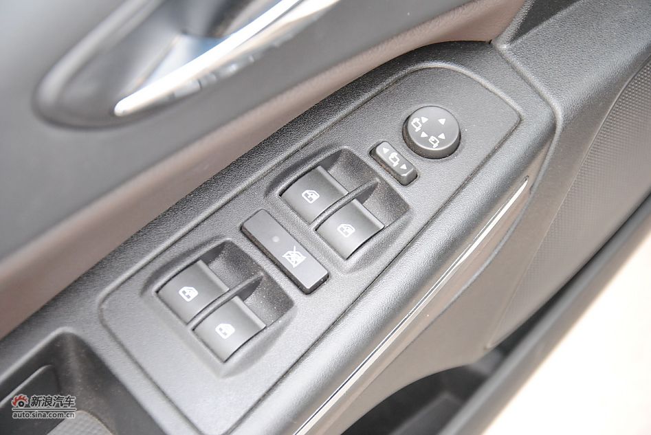 2011款博悦1.4T120马力自动至尊型