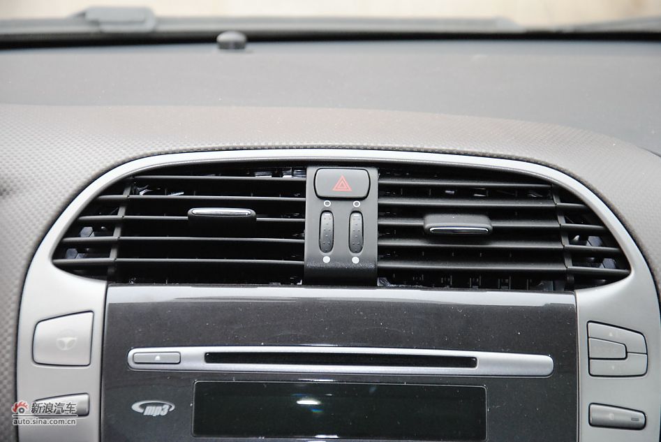 2011款博悦1.4T120马力自动至尊型