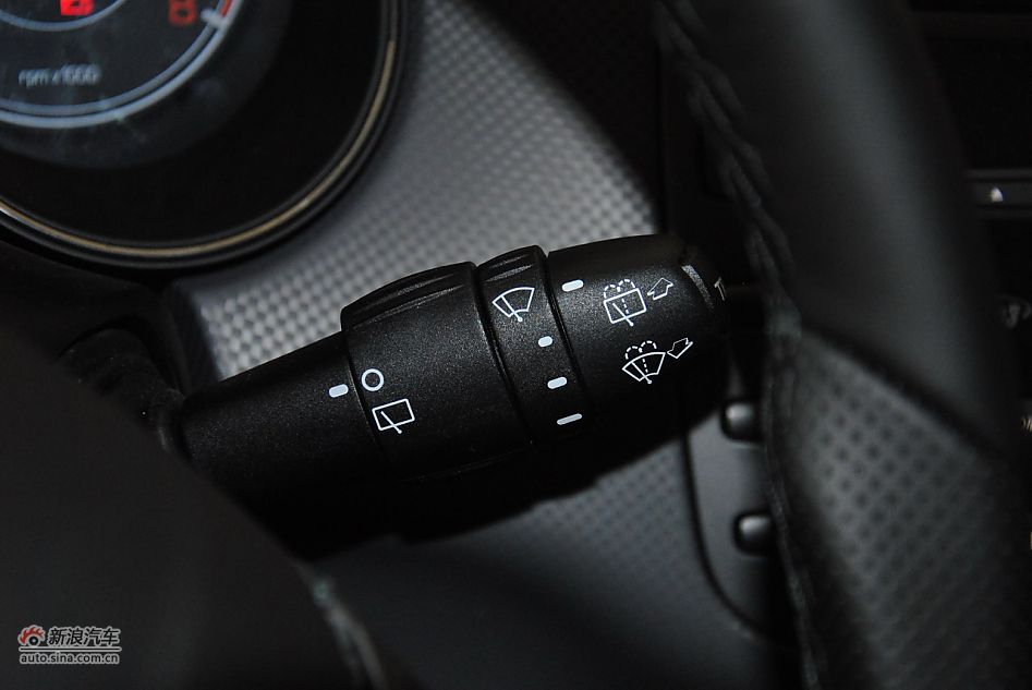 2011款博悦1.4T120马力自动时尚型