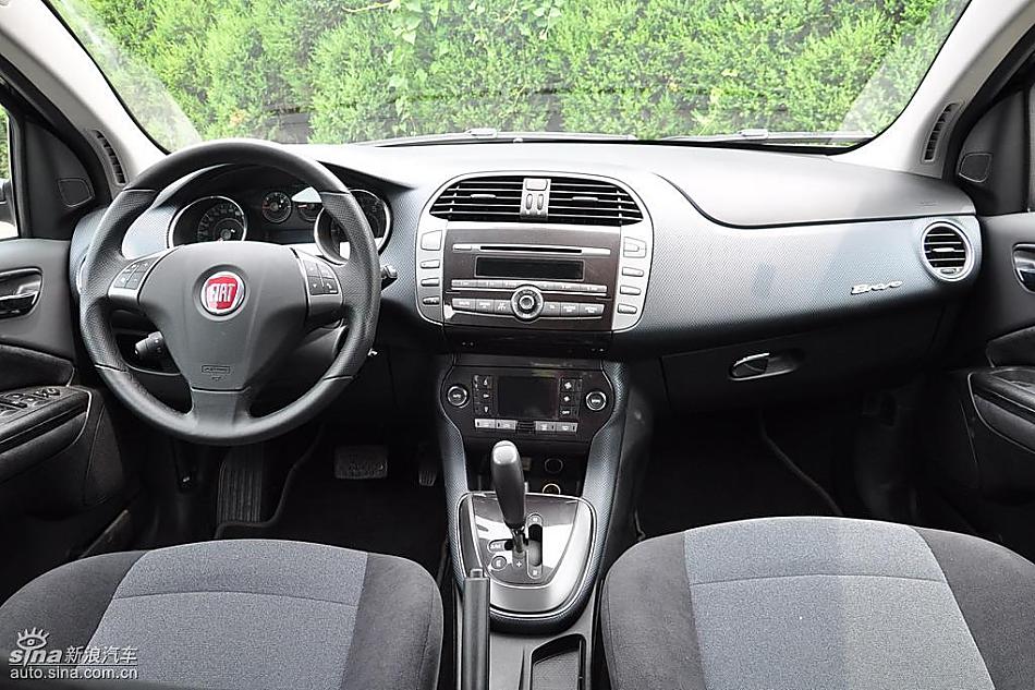 菲亚特Bravo博悦AMT试车实拍图 内饰