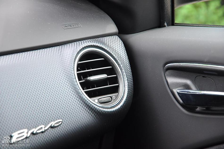 菲亚特Bravo博悦AMT试车实拍图 内饰