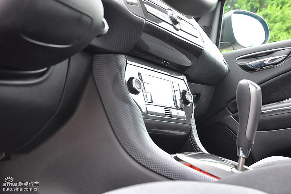 菲亚特Bravo博悦AMT试车实拍图 内饰