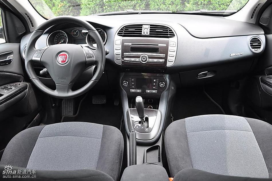 菲亚特Bravo博悦AMT试车实拍图 内饰
