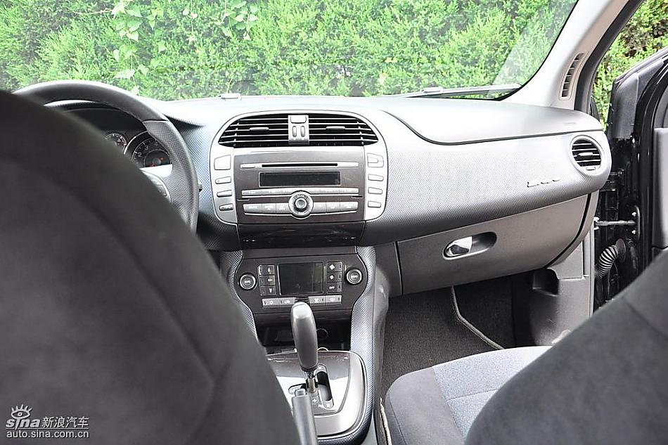 菲亚特Bravo博悦AMT试车实拍图 内饰