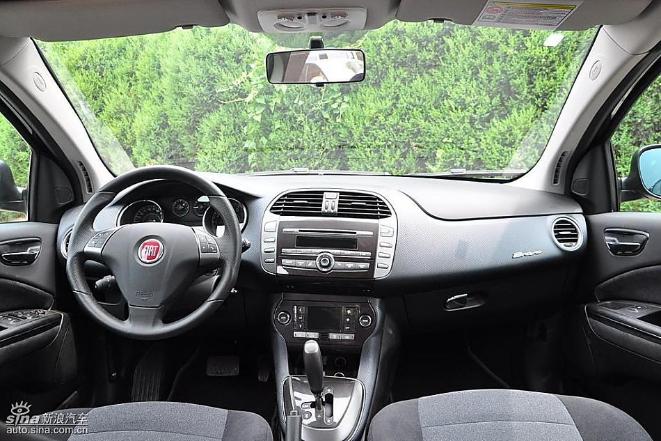菲亚特Bravo博悦AMT试车实拍图 内饰