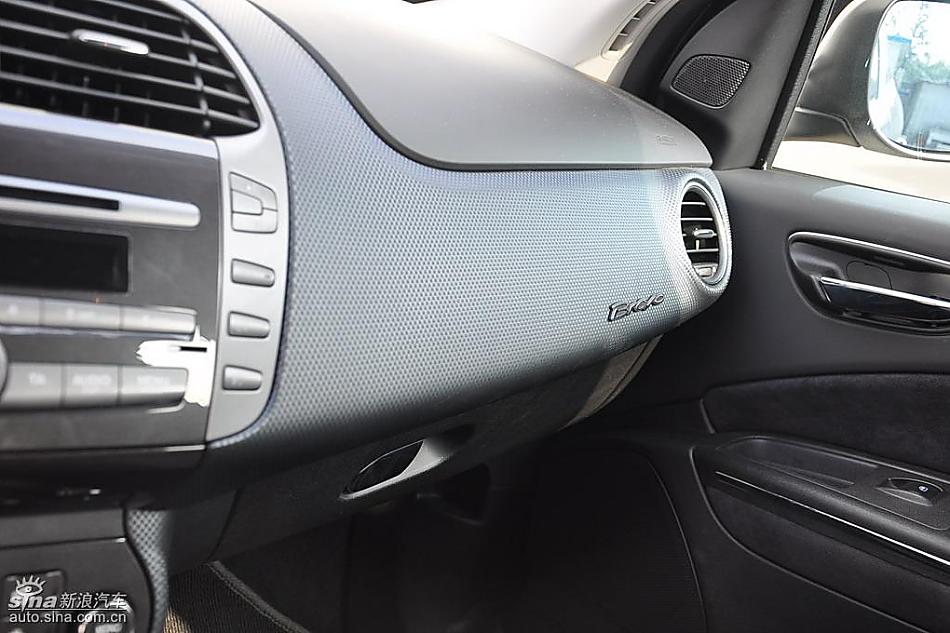 菲亚特Bravo博悦AMT试车实拍图 内饰