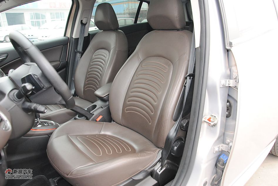 2011款博悦1.4T120马力自动至尊型