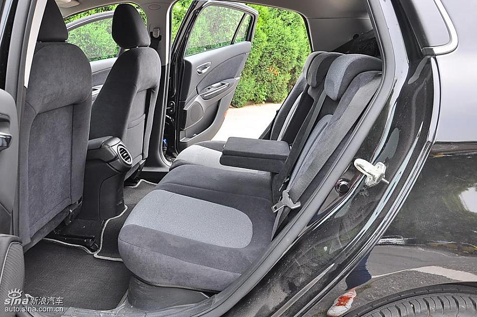菲亚特Bravo博悦AMT试车实拍图 内饰