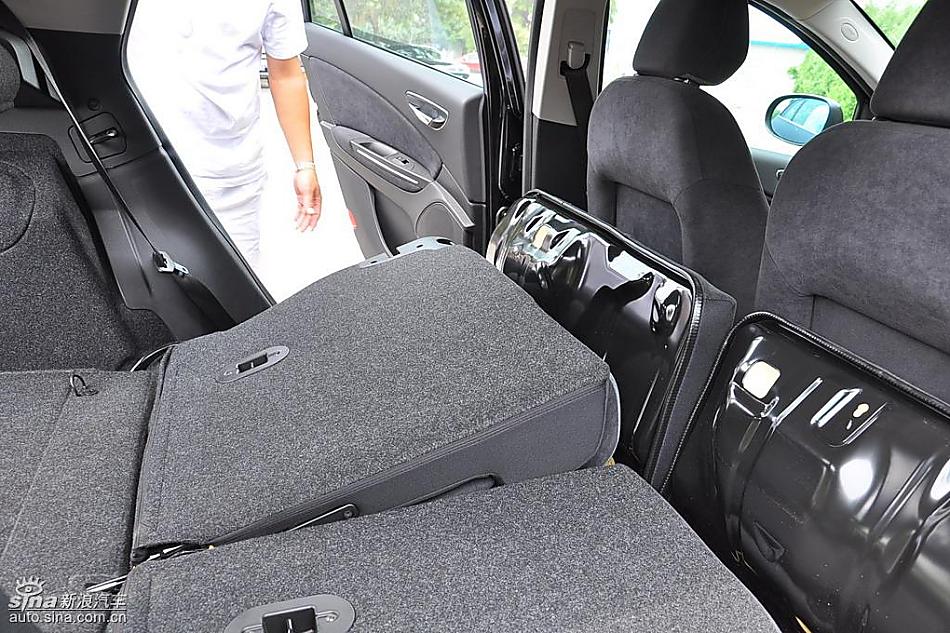 菲亚特Bravo博悦AMT试车实拍图 内饰
